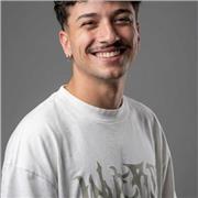 Dou aulas de reforço para adolescentes/crianças