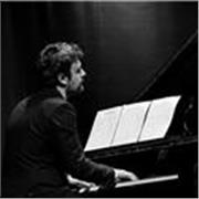 Pianista professionista laureato in Conservatorio offre lezioni ONLINE di strumento, armonia, teoria e solfeggio