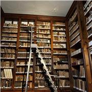 Insegnante per aiuto compiti per diverse materie