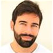Francés nativo, hablo también español e inglés, ofrezco clases online de conversación y apoyo en francés