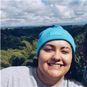 Colombian teacher for kids, do you want lo learn spanish or english in a funny way?