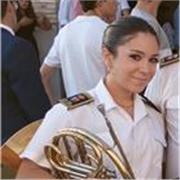 profesora de trompa y musica movimiento, imparte clases on-line para todas las edades