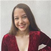 Soy una estudiante universitaria que realizó el bachillerato biosanitario. Ya he trabajado otras veces con niños, y la verdad es que me encanta