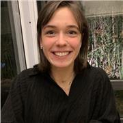 Etudiante ayant obtenu un baccalauréat général littéraire et un master en droit se propose de donner des cours de français