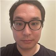 I am a Korean who can speak and teach Korean to anyone who wants to learn.