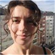 Hola, soy Coline. Soy profesora de francés (nativa) para todos edades y niveles. 