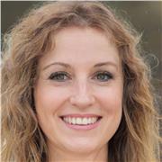 Lehrerin mit mehr als 10 Jahren Erfahrung bietet Nachhilfeunterricht in Physik für Abiturienten an.