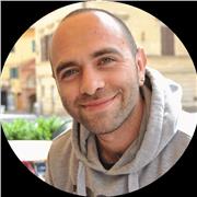 Sviluppatore C# ed esperto di SQL Server con oltre 20 anni di esperienza. Propone lezioni personalizzate per studenti e consulenza