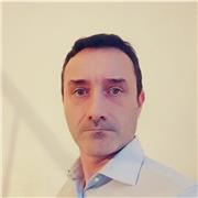 Professeur à distance j'apporte un soutien en mathématiques jusqu'en seconde. Je suis moi même diplômé d'un master II e-commerce.