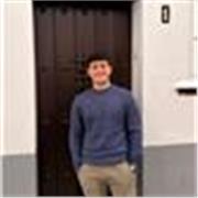 Estudiante brillante dispuesto a reforzar tu inglés o conocimientos musicales, con una gran educación y experiencia