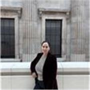 Maestra a tiempo parcial de historia, también clases de español