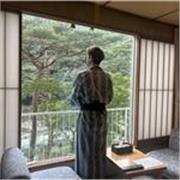 Tras vivir 3 años en Japón y aprobar el examen N1 quiero ayudar a aquellos que tengan pasión por vivir y pensar en japonés.