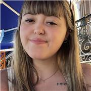 Estudiante de inglés para dar clases bilingües a los más peques.