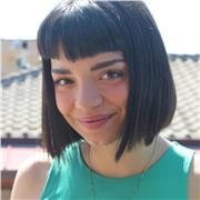 Docente di lingue impartisce ripetizioni per studenti di ogni età e livello