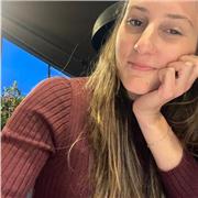 Studentessa universitaria offre ripetizioni di matematica