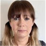 I am a native English speaker and give affordable English lessons