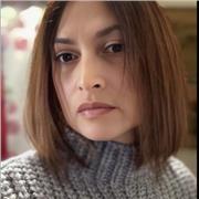 Offro lezioni private a bambini e ragazzi delle scuole elementari, medie e superiori, adattandole alle loro esigenze.