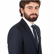 Professeur particulier depuis plus de 3 ans donne des cours à des étudiants en ligne et présentiel ! N’hésitez absolument pas !