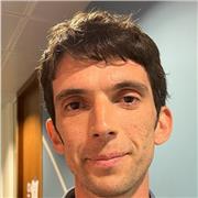 I am a Masters graduate in Economics, and an experienced teacher in business English and English for special purposes.