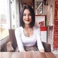 5 yaş ve üzeri çocuklara, yetişkinlere özel piyano dersleri veriyorum. Sıcakkanlı, sabırlı, anlayışlı ve disiplinli bir insanım.