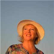 Docente di Ed.musicale, impartisce lezioni di teoria e solfeggio, storia della musica, strumento corno francese Fa/sin,primi approcci con il pianoforte