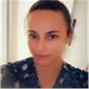 Je suis étudiante, j'adore l'anglais, même si je ne suis pas du tout née dans un pays où il est parlé couramment, je pense pouvoir partager mes connaissances en la matière à des personnes souhaitant s'y sentir plus à l'aise =) 
je pense être en mesure de 