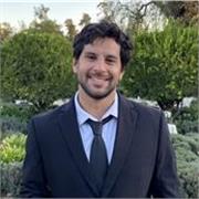 Actualmente alumno de master de odontología pero con un excelente manejo del ingles