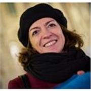 Insegnante di Storia a livello universitario, offre lezioni online di Storia Contemporanea e Moderna