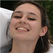 Etudiante à l'université, je donne des cours pour aider au devoirs ou pour du soutien scolaire