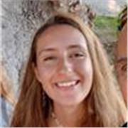 Estudiante universitaria se ofrece para clases partículares de matemáticas y biología