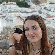 Profesora de apoyo escolar de musica, tanto de instrumento (trompeta) como de lenguaje musical