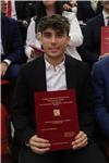 Sono uno studente di finanza, con laurea triennale in economia bancaria, offro ripetizioni nella provincia di varese