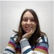 Professora de piano i solfeig a tots nivells i edats. Tambe per tr. d'aprenentatge o amb tr. mentals