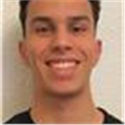 Soy árbitro así que soy una persona que me adapto al tipo de persona que tengo enfrente y a cualquier edad.