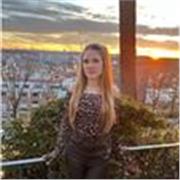 Profesora de Piano y Música presencialmente