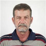 Ingeniero eléctrico con amplia experiencia y larga trayectoria como profesor en Matemáticas, Física e Inglés.