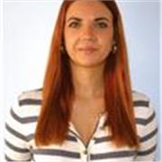 Profesora de apoyo general para niños de primaria