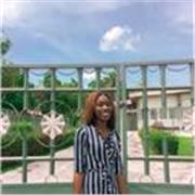 I give private lessons tailored to your level and learning needs