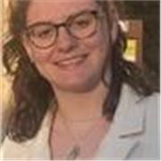 Professeure de français motivée afin de faire progresser toute personne novice ou plus avancée.