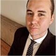 Abogado, realizó exámenes , pruebas , controles , trabajos de derecho