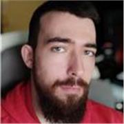 Profesor titulado en programación, con 5 años de experiencia en Java y C