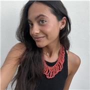 Estudiante de último curso de  Derecho y ADE con años de experiencia en clases particulares de Matemáticas, Inglés y Derecho.