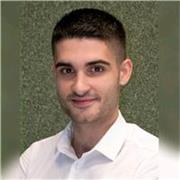 Profesor de programación, experiencia en frontend, backend y bases de datos. De cero a experto