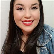 Professora de reforço escolar com experiência presencial, possuo nível de inglês intermediário, sou formada no Magistério