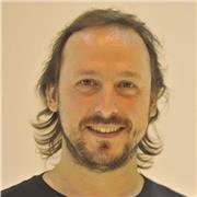 Creativo que imparte materias relacionadas con el diseño y español para extranjeros