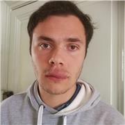 Tout au long de mes cinq années d’étude, j’ai développé mon appétence pour les langues vivantes étrangères à travers une licence LEA Anglais-Italien à l’Université d’Angers de 2017 à 2020 puis un Master 1 LLCER Italien à l’Université de Nantes en 2021. J’
