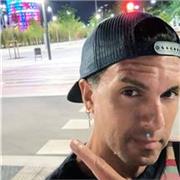 Soy una persona que desea que cumplas con tu meta. Yo te ayudo con calidez y esfuerzo.