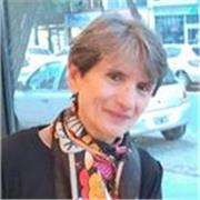 Clases de conversación que incluyen comprensión de textos, audios y videos