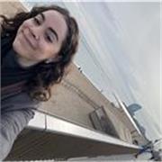 Profesora de español o ingles para extranjeros o nativos, igual podria dar clases basicas de quimica y biologia