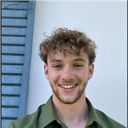 Étudiant pour soutien scolaire et aide aux devoirs